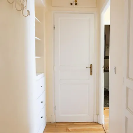 La Lumiere Eiffel Walk To Tower * 파리