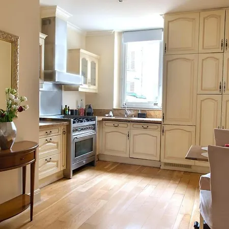 La Lumiere Eiffel Walk To Tower Apartment