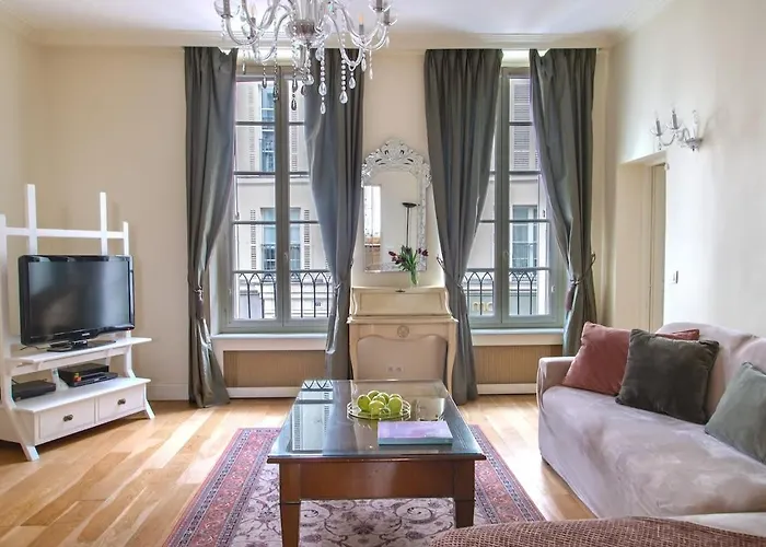 La Lumiere Eiffel Walk To Tower Apartment *